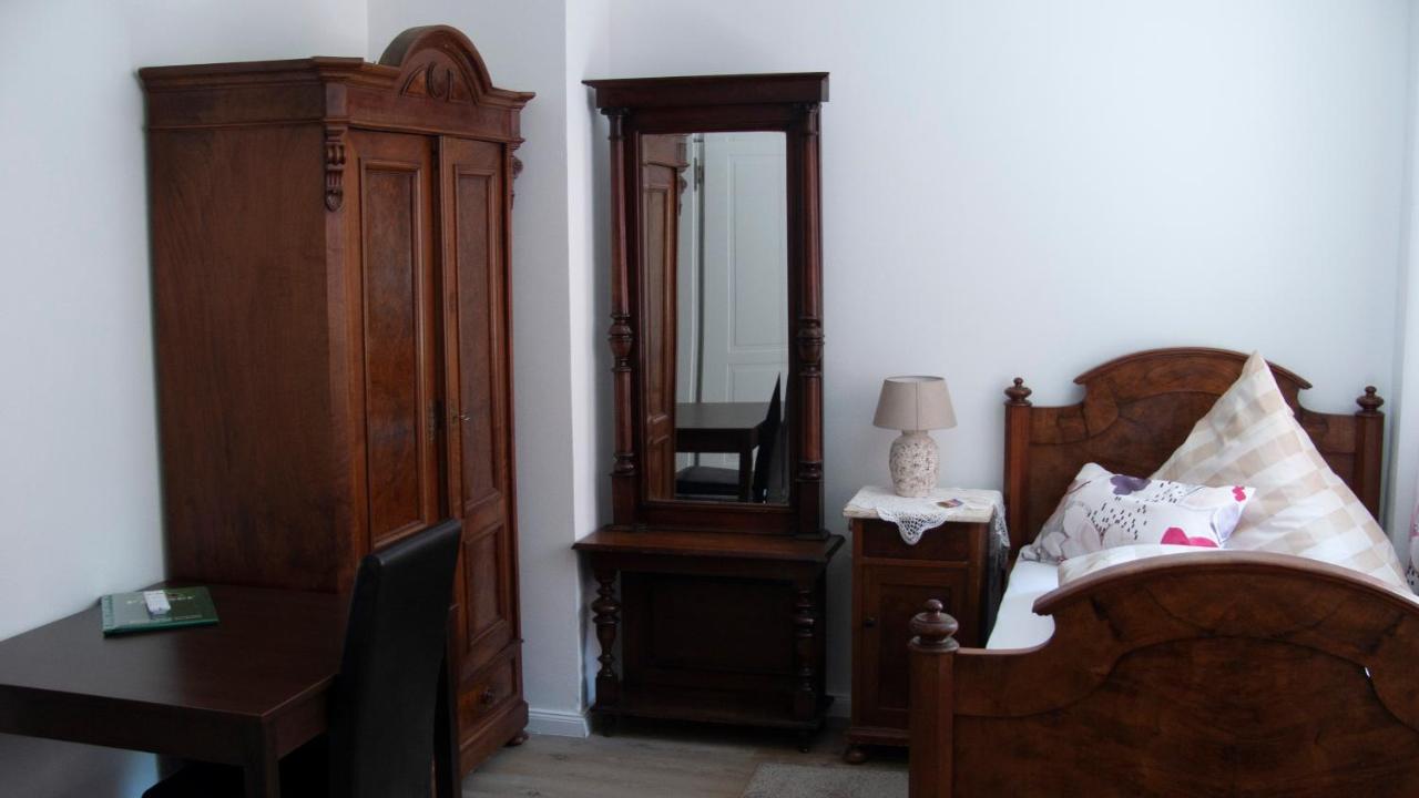 Apartmenthaus "Zum Birnbaum" Rosstal Dış mekan fotoğraf